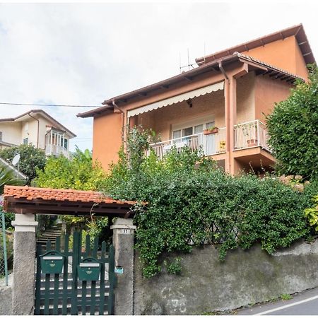 Villa Silvia, Indipendente Con Giardino Privato E Garage 바라체 외부 사진