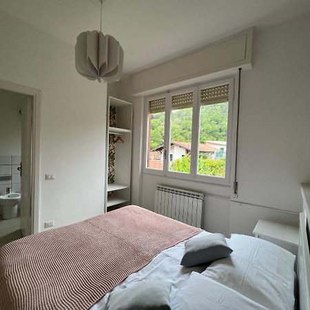 Villa Silvia, Indipendente Con Giardino Privato E Garage 바라체 외부 사진